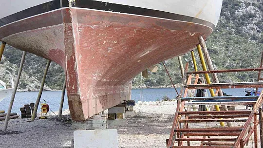 Milyonluk tekneler deniz sezonu için hazırlanıyor