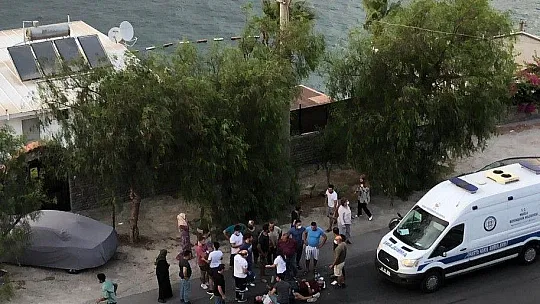 Motosiklet yayaya çarptı: 2 yaralı