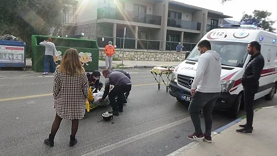 Motosikletle virajı alamadı, hastanelik oldu