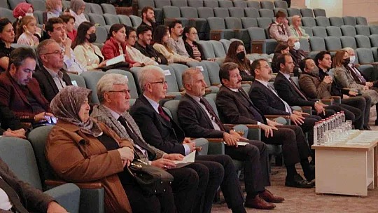 MSKÜ'de İlahi dinletisi