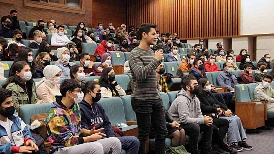 MSKÜ'de Rektör-Öğrenci buluşması