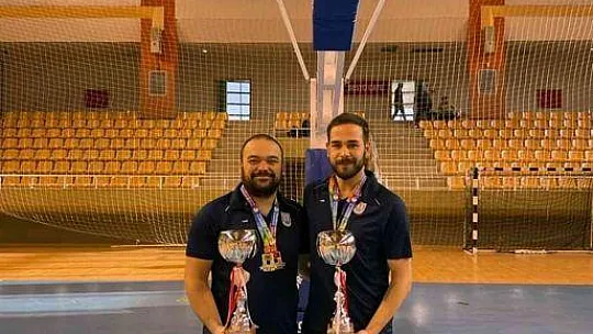 MSKÜ kadın ve erkek basketbolcuları şampiyon