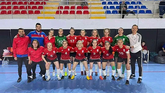 MSKÜ sporcuları tüm turnuvalardan madalya ile döndü