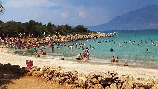 Muğla 2021'de 1 milyon 83 bin yabancı turist ağırladı