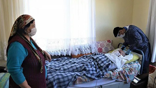 Muğla Büyükşehir 'Evde Bakımla' 165 tıbbi bakım gerçekleştirdi