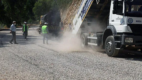 Muğla Büyükşehir asfalt çalışmalarına başladı
