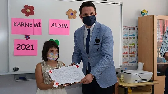 Muğla'da 153 bin 249 öğrenci karne aldı