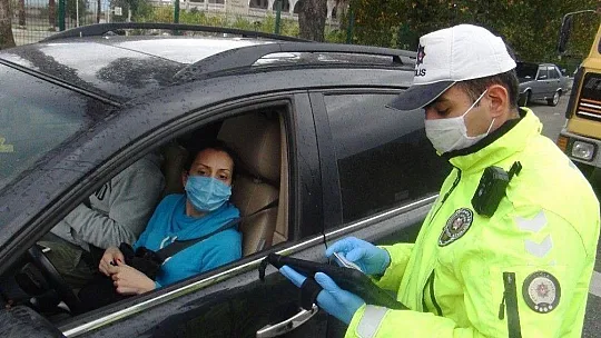 Muğla'da 2020'nin son gününde de trafik denetimleri sürdü