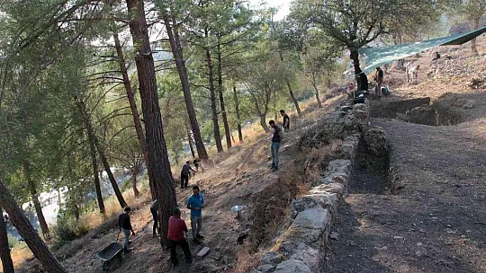 Muğla'da 60 metre uzunluğunda tonozlu tünel bulundu