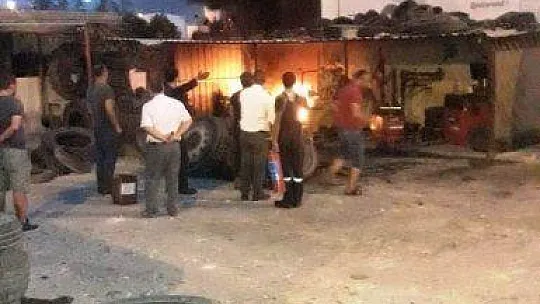 Muğla'da bir iş yeri saniyeler içinde küle döndü