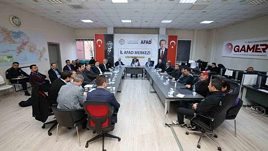 MUĞLA'DA DEPREM BÖLGESİNE YÖNELİK ÇALIŞMALAR VE YARDIMLAR ARTARAK DEVAM EDİYOR
