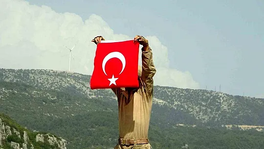 Engelli bireyler asker oldu, aileleri gururlandı