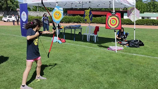 'Geleneksel Çocuk Oyunları Şenliği' düzenlendi