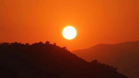 MUĞLA'DA GÖZ KAMAŞTIRAN GÜN BATIMI