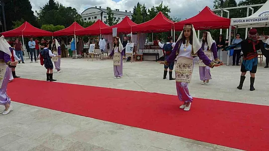 Hayat Boyu Öğrenme sergisi açıldı