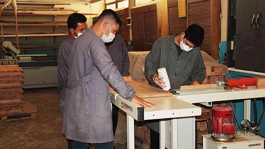 Muğla'da istihdama açılan dijital kapı 'çıkarıyorum.com'