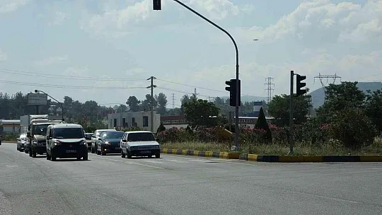 Muğla'da, kurallara uymayan sürücülere ceza kesildi