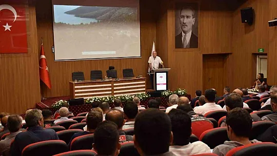 MUĞLA'DA SU ÜRÜNLERİ YETİŞTİRİCİLİĞİ KONUŞULDU