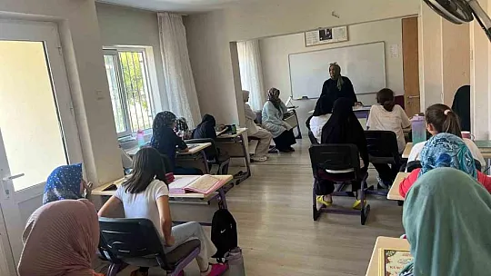 Yaz Kur'an Kursları Eğitim ve Öğretime Devam Ediyor