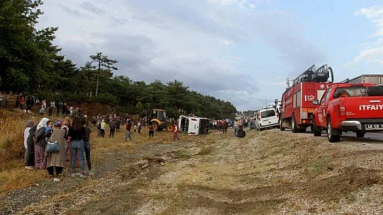 Muğla'daki minibüs kazasında ölü sayısı ikiye çıktı