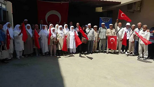 179 hacı adayı kutsal topraklara uğurlandı