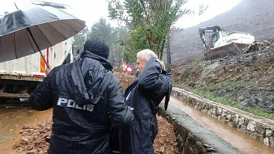 Dilberoğlu, sağanak yağışın etkili olduğu bölgelerde incelemelerde bulundu