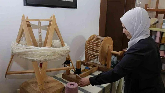 MUĞLA'NIN MOTİFLERİ GELECEĞE AKTARILIYOR