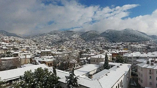 Muğla'nın tarihi evleri beyaz gelinlik giydi