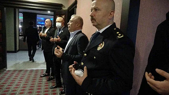 Muğla Valisi Tavlı, Marmaris'teki iftar programında polisler, şehit aileleri ve gaziler ile buluştu