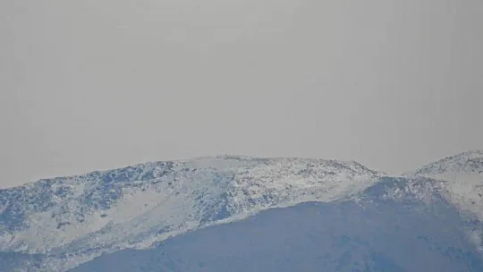 MUĞLA'YA YILIN İLK KARI DÜŞTÜ