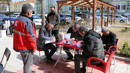 Muğlalı ormancılar kan bağışladı