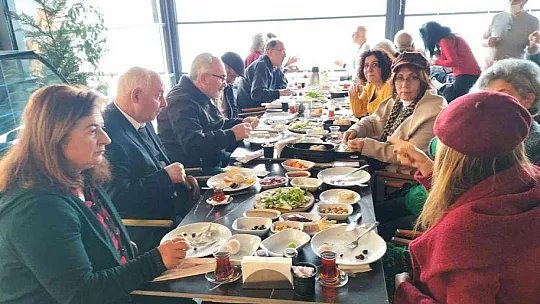 Muğlalı şair ve yazarlar Akyaka'da buluştu