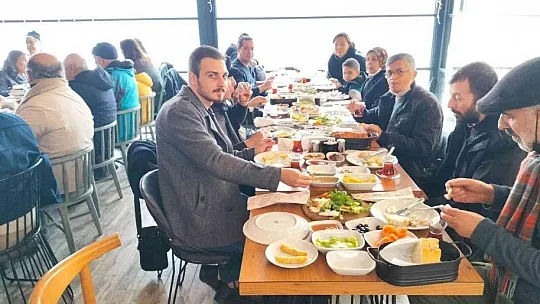 Muğlalı şair ve yazarlar Akyaka'da buluştu