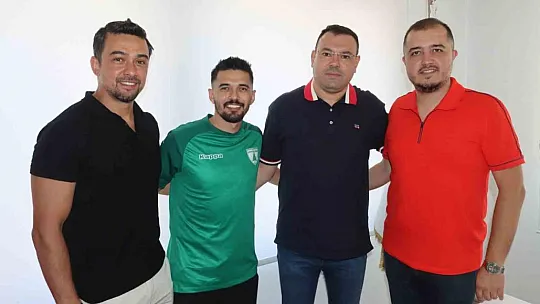 Muğlaspor'a şampiyon sağ kanat oyuncusu