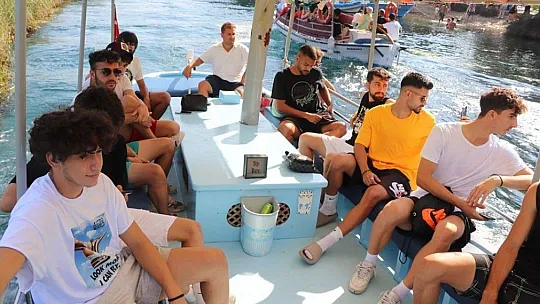 MUĞLASPOR FUTBOLCULARI TEKNE TURU İLE MORAL BULDU