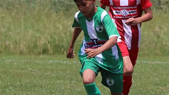 U-11 takımı şampiyon oldu