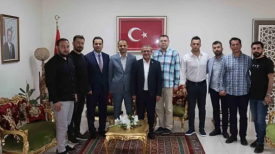 Şampiyonluk için çalışmalarını sürdürüyor