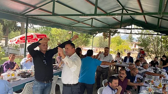 KARACA, MUHTARLAR GÜNÜNÜ UNUTMADI