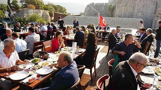 Muhtarlar Günü ve Denizciler Derneği 50. yılı kutlandı