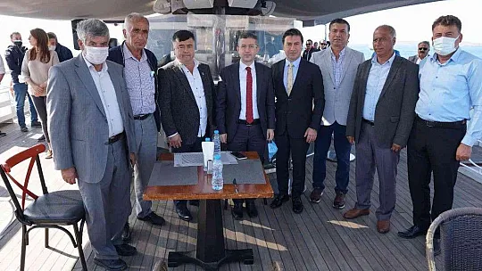 Muhtarlar Günü ve Denizciler Derneği 50. yılı kutlandı