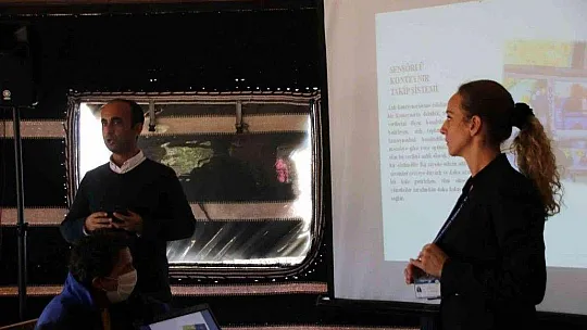 Muhtarlara ''Akıllı Atık Toplama Sistemi'' sunumu yapıldı