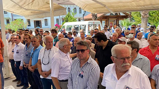 ESKİ DÖNEM MİLLETVEKİLİ DEDEOĞLU, DUALARLA TOPRAĞA VERİLDİ