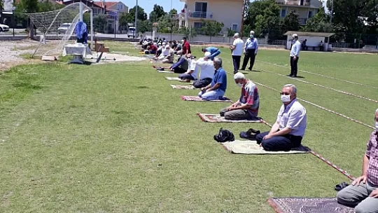 Fethiye'de Cuma Namazı Nerelerde, Nasıl Kılındı? İşte Detaylar