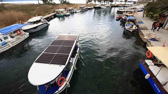 'Sakin Kent' Akyaka'nın çevreci tekneleri havadan görüntülendi