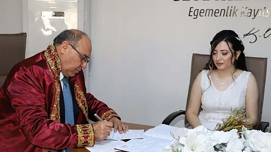 Başkan Otgöz, Genç Çiftlerin Nikah Akitlerini Gerçekleştirdi
