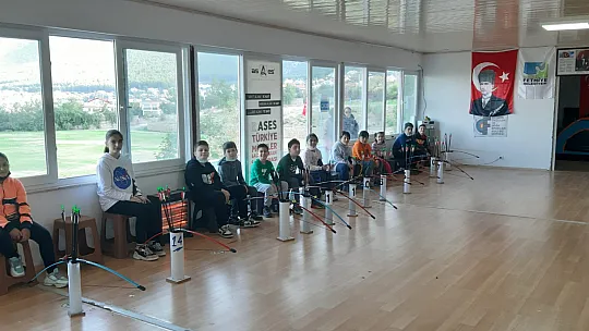 Fethiye Belediyesinin Okçuluk Kursları Sona Erdi