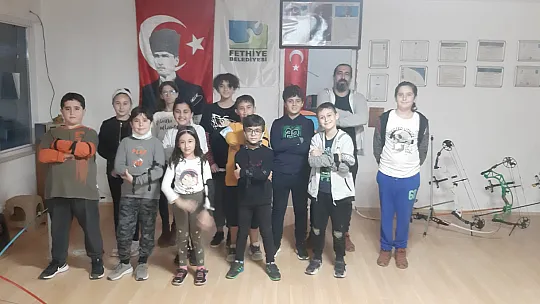 Fethiye Belediyesinin Okçuluk Kursları Sona Erdi