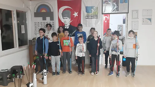 Fethiye Belediyesinin Okçuluk Kursları Sona Erdi