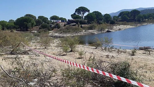 Oltasına takılan balığı çıkarmak isterken suda kayboldu