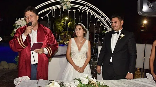 YEŞİM VE BERK'İN EN MUTLU GÜNÜ